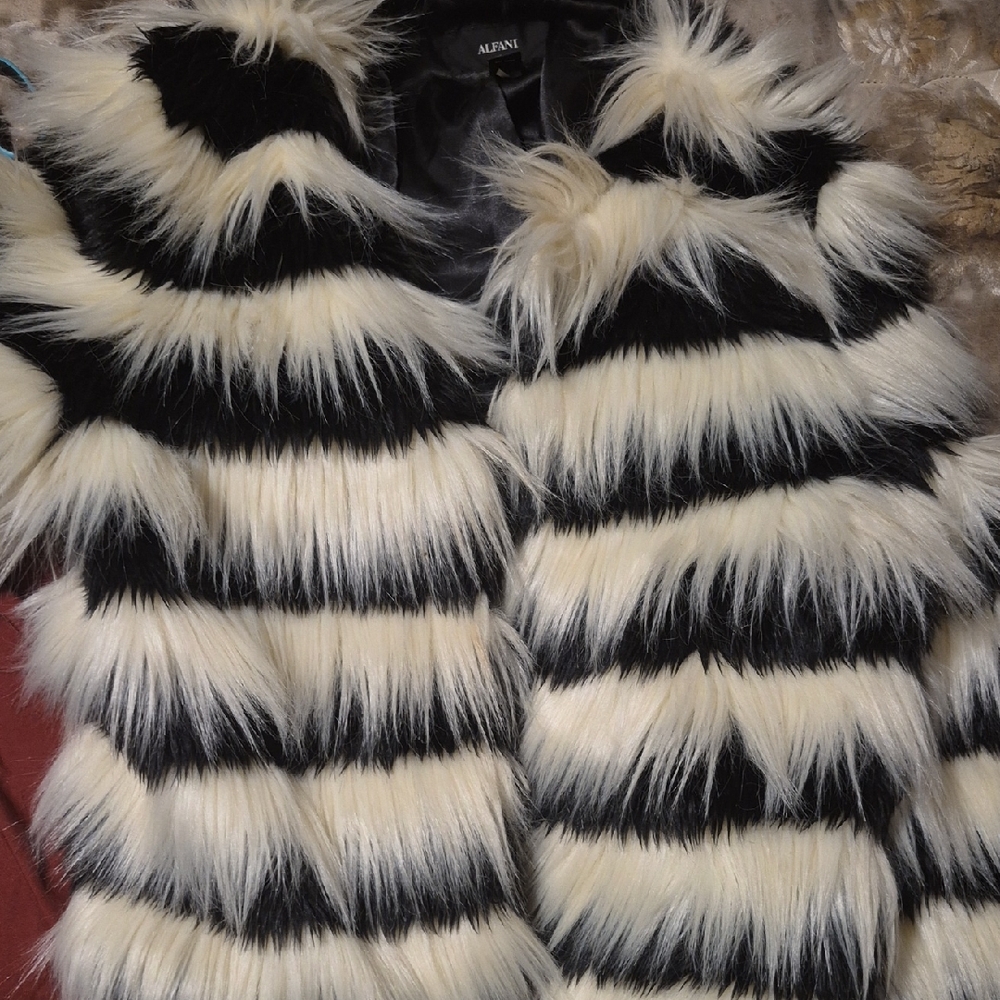 Alfani Striped Black and Cream Teddy Jacket